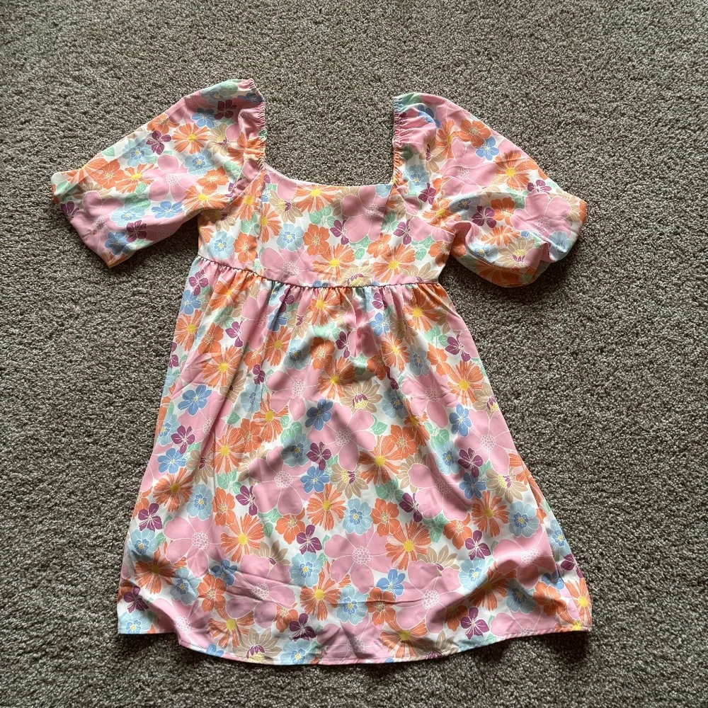 Women's Floral Puff Sleeve Dress Size Medium Pink Spring Summer Dress - Picture 3 of 4